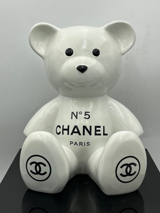 Naor - Teddy White Chanel