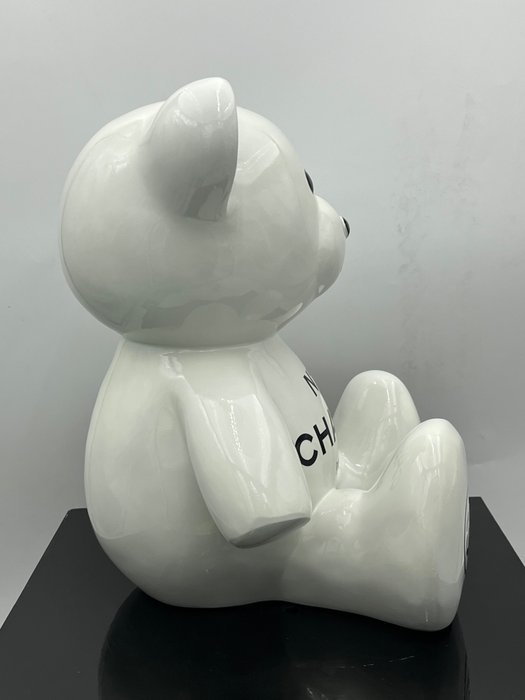 Naor - Teddy White Chanel