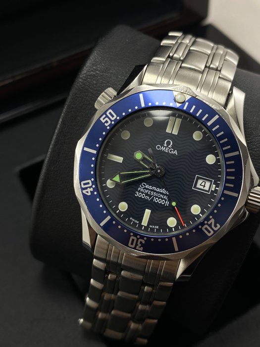 Omega - James Bond/Seamaster Professional 300M - 195.1502 - Mænd - 1990-1999