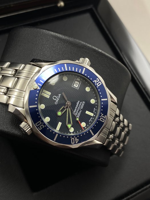 Omega - James Bond/Seamaster Professional 300M - 195.1502 - Mænd - 1990-1999