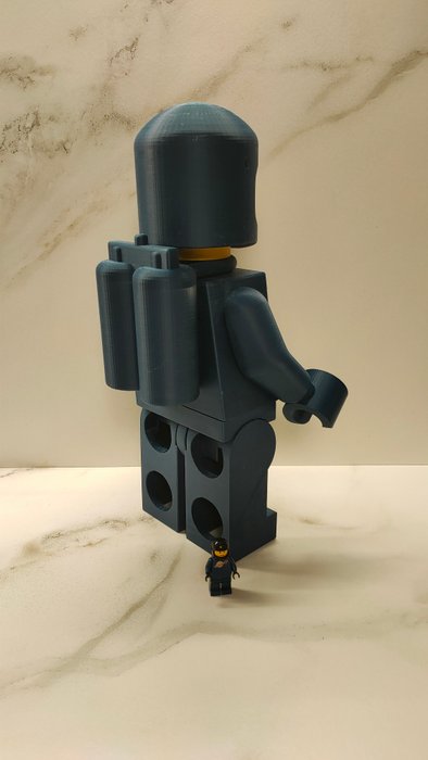 Handmade item - Handmade item Mega Figure LEGO Space Dark Blue Spaceman Classic - Italien