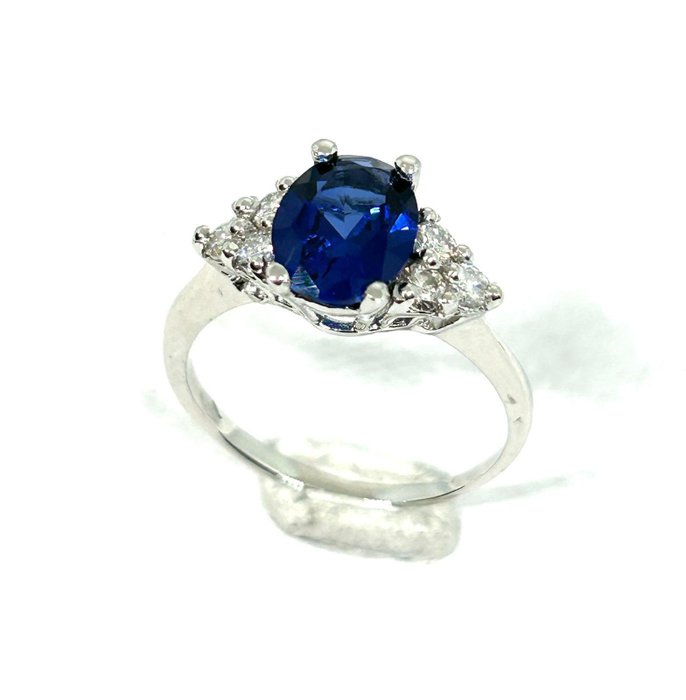 Ring - 18 kraat Hvidguld -  1.90ct. tw. Safir - Diamant