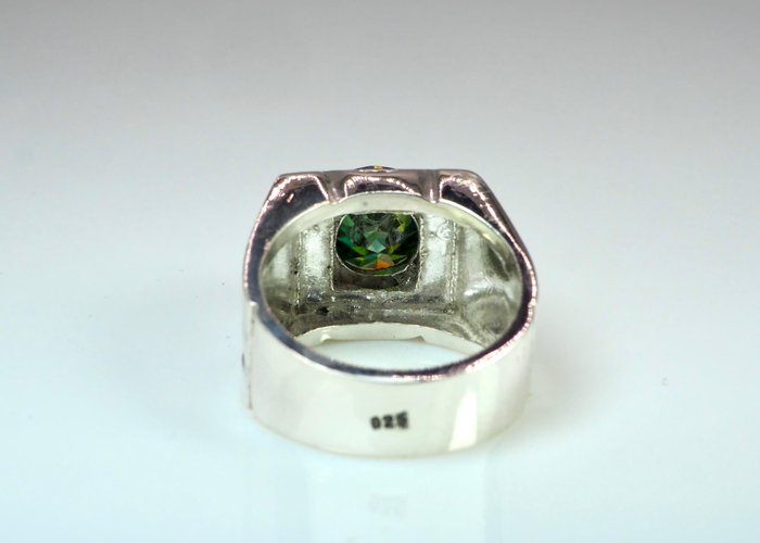 Ingen mindstepris - Ring Sølv -  4.50ct. tw. Morganit - monzonit diamantring