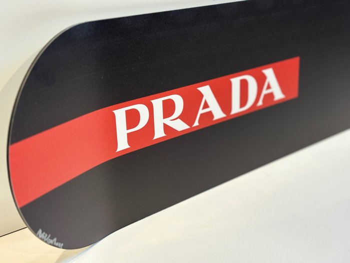 Rob VanMore - Skating by Prada