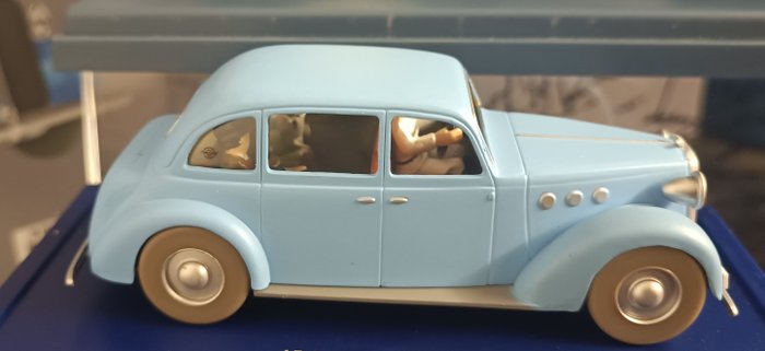 Tintin - 2 auto 1/24 + 1/43 la voiture de bianca castafiore dans le sceptre d'ottokar