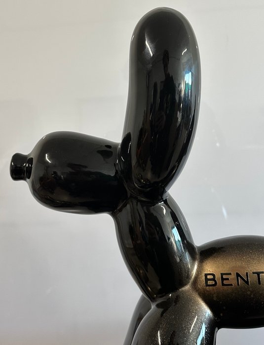 Daluxe Art - 1999 • Bentley Ballondog • XL