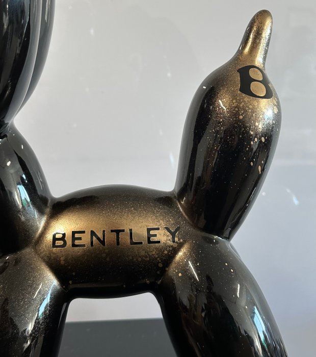 Daluxe Art - 1999 • Bentley Ballondog • XL