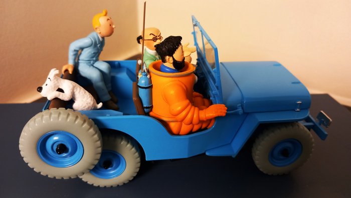 Moulinsart / Hachette - Tintin - 1:24 model car - 04 - De blauwe jeep (sealed)