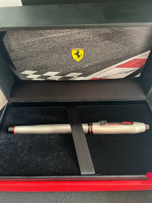 Ferrari, Cross - Fyldepen