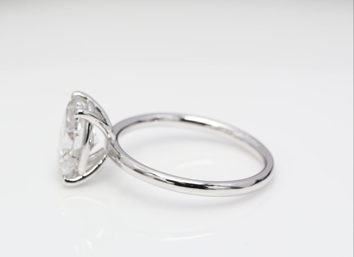 Ingen mindstepris - Ring - 18 kraat Hvidguld -  2.50ct. tw. Diamant (Laboratoriedyrket) - Oval E-VS2