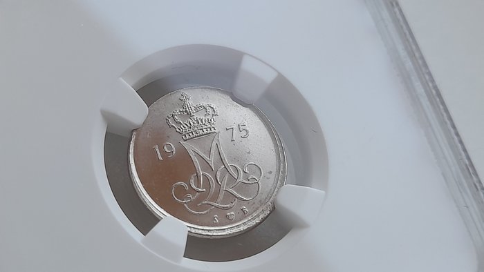 Danmark. 3 Denmark error coins in NGC holders.. 10öre-25öre 1975-1980 Naice errors MS63-65 10öre-25öre 1975-1980