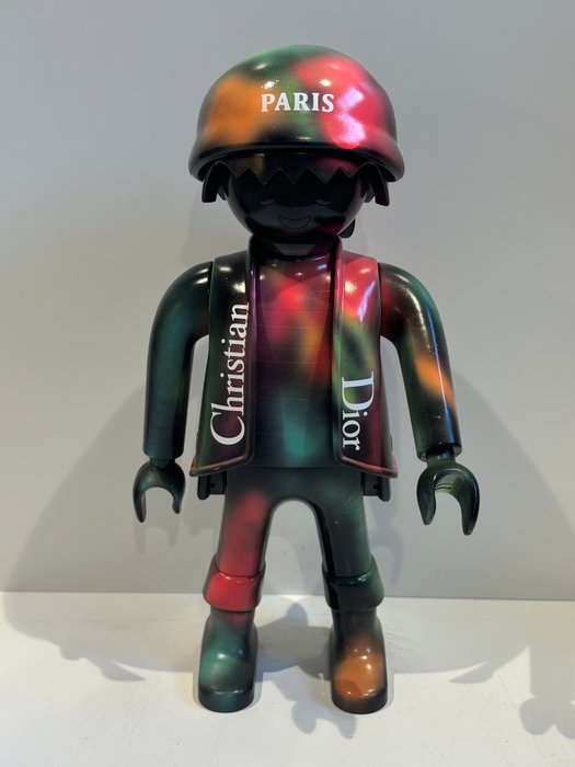 Rob VanMore - Playmobil Christian Dior XXL - 63cm