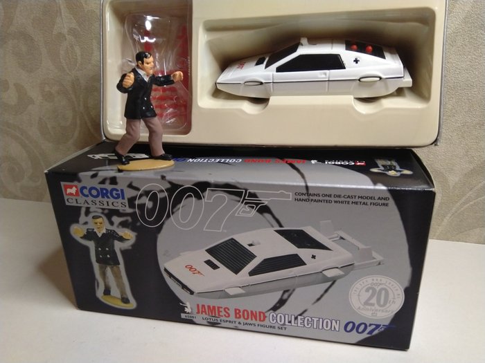 James Bond 007: The Spy Who Loved Me, James Bond - Roger Moore - Lotus Esprit  Jaws