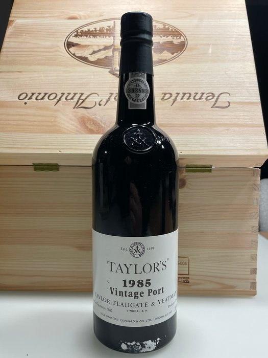 1985 Taylor's - Vintage Port - Flasket 1987 -  Douro  - 1 Flaske (0,75L)