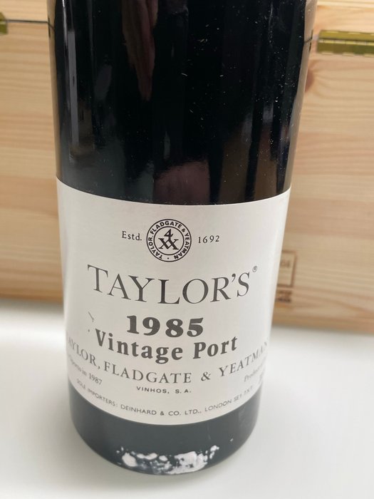 1985 Taylor's - Vintage Port - Flasket 1987 -  Douro  - 1 Flaske (0,75L)