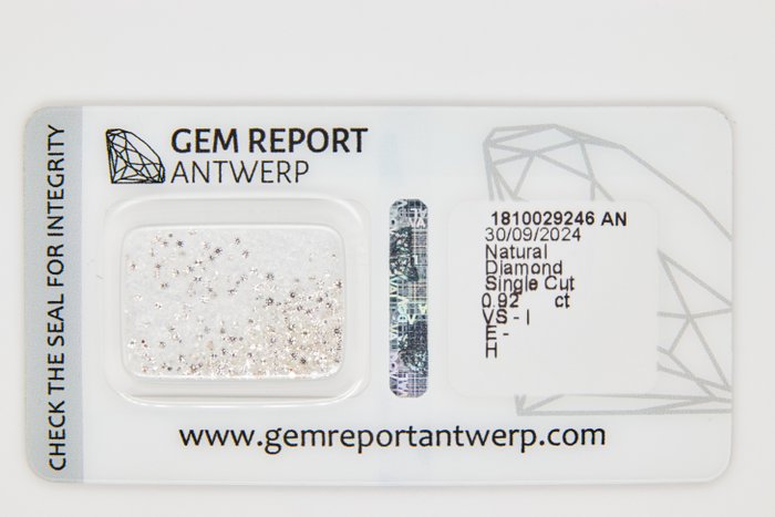 Ingen mindstepris - 1 pcs Diamant  (Natur)  - 0.92 ct - Rund - E, H - I3, VS1 - Gem Report Antwerp (GRA) - Rund enkelt snit