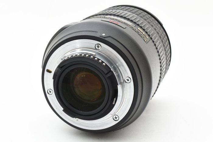 Nikon AF-S Nikkor 24-120mm f/3.5-5.6 G ED VR Zoomobjektiv