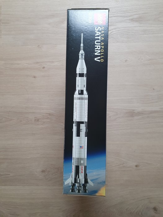 Lego - 21309 - NASA APOLLO SATURN V - 2020+ - Holland