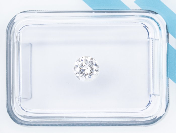 Ingen mindstepris - 1 pcs Diamant  (Natur)  - 0.40 ct - Rund - I1 - International Gemological Institute (IGI) - Farveklasse: E