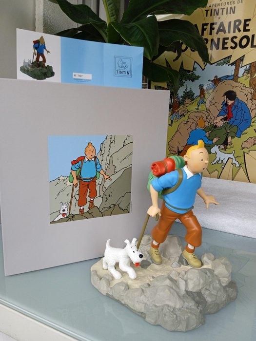 Figur - Tintinimaginatio - Tintin - Statuette Moulinsart 47000 - Tintin randonneur - Harpiks