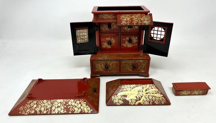 Lak - Japan - Meiji-perioden (1868-1912)