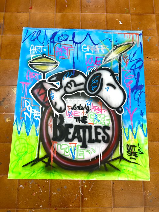 Outside313 - Snoopy  Beatles graffiti