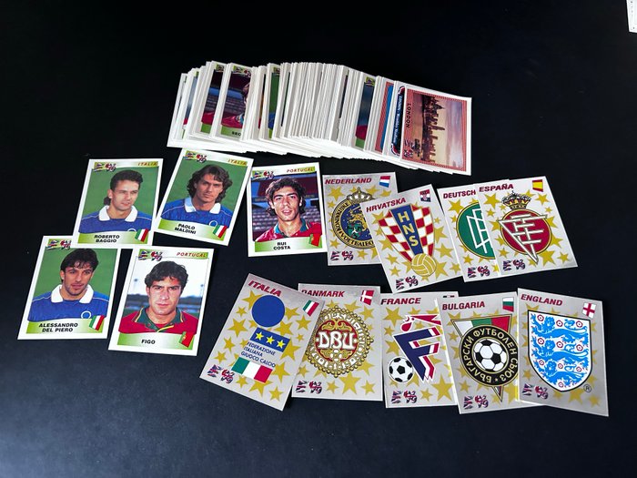 Panini - Euro 96 - All different - Including 9 emblems - 174 Loose stickers