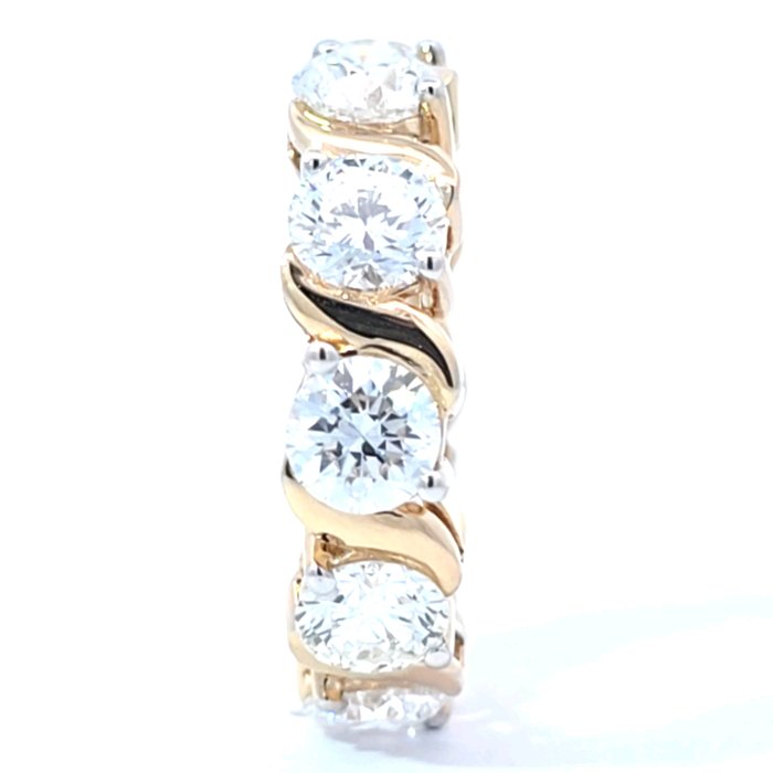 Ring - 14 karat Gulguld -  6.41ct. tw. Diamant (Laboratoriedyrket) - 0,68 karat hver