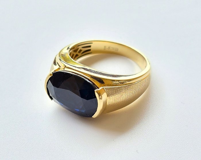 Ingen mindstepris - Ring - 18 kraat Gulguld -  11.06ct. tw. Safir - 11.06, Blå