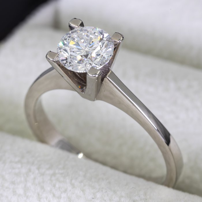 Ingen mindstepris - Ring - 18 kraat Hvidguld, IGI Antwerp certificeret - 1,00 ct Diamond solitaire - Si2/E-F Diamant (Natur)