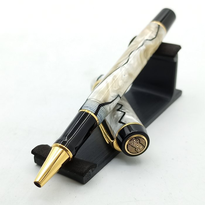 Parker - Duofold - International - Pen