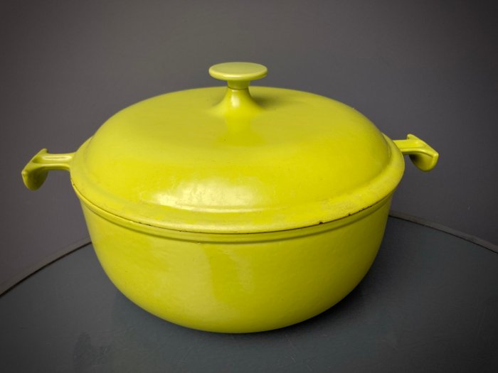 Le Creuset - Enzo Mari - Kasserolle -  Moderen - Emalje, Støbejern - nr. 26