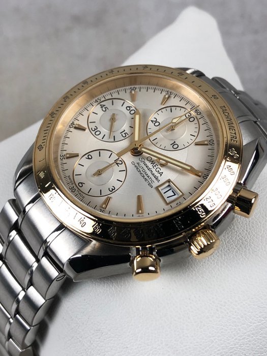 Omega - Omega Speedmaster Date 18k Automatic - 323.21.40.40.02.001 - Mænd - 2010-2020