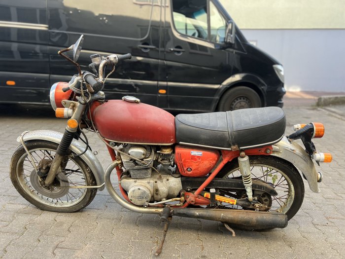 Honda - CB350 K4 - NO RESERVE - 350 cc - 1972