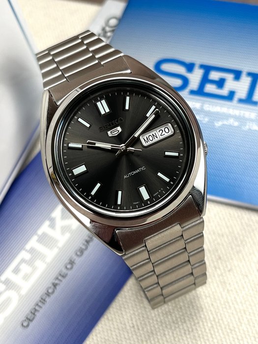 Seiko - 5 Automatic Day Date - SNXS79K1 - Ingen mindstepris - Mænd - 2011-nu