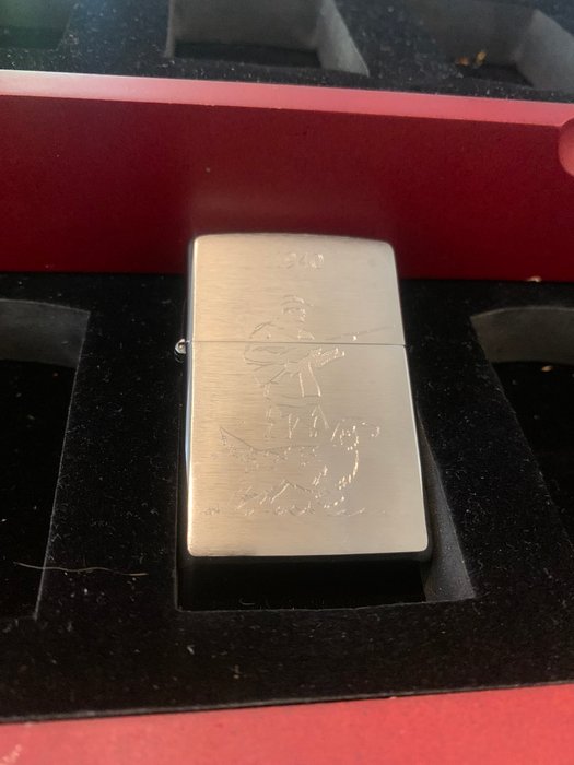 Zippo - Lighter - Forsølvet, Stål (rustfrit), metal