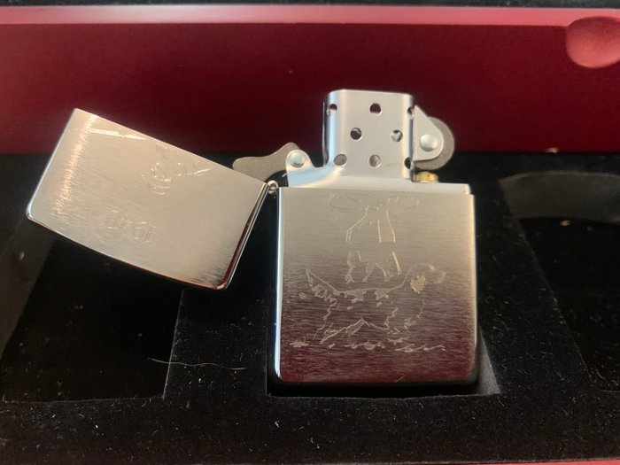 Zippo - Lighter - Forsølvet, Stål (rustfrit), metal