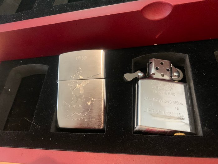 Zippo - Lighter - Forsølvet, Stål (rustfrit), metal