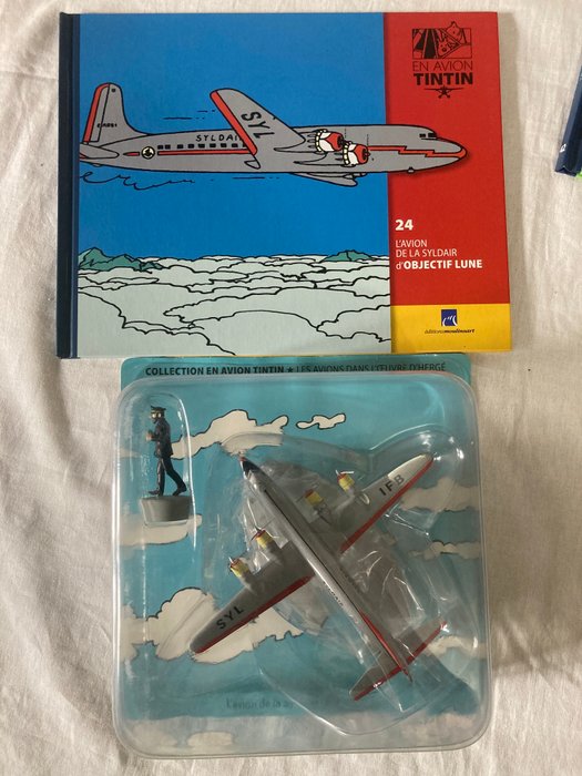 Moulinsart - Modelfly  (6) - En Avion Tintin N°24.N°42.N°46 avec leur livre - Tintin