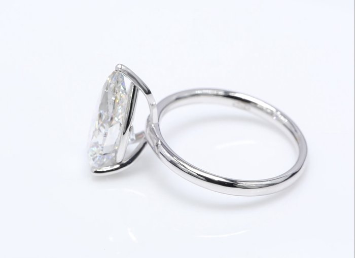 Ring - 18 kraat Hvidguld -  4.00ct. tw. Diamant (Laboratoriedyrket) - Pære F-VS1