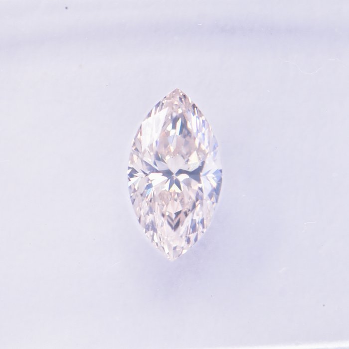 Ingen mindstepris - 1 pcs Diamant  (Naturfarvet)  - 0.43 ct - Marquise - Fancy light Brunlig Gul - SI2 - International Gemological Institute (IGI)