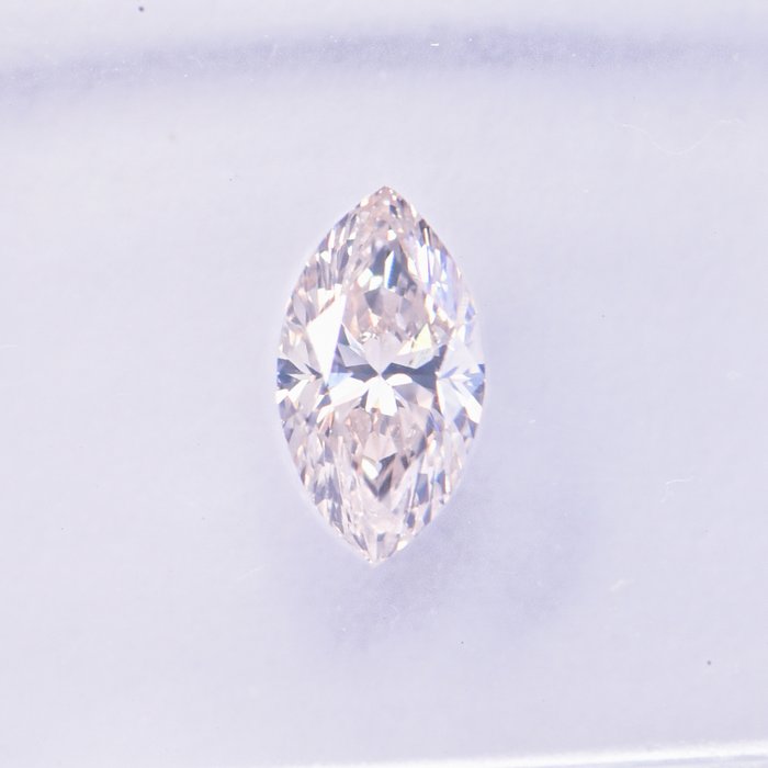 Ingen mindstepris - 1 pcs Diamant  (Naturfarvet)  - 0.43 ct - Marquise - Fancy light Brunlig Gul - SI2 - International Gemological Institute (IGI)