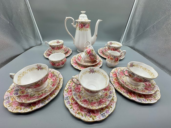 Hochwertiges Royal Albert - Serena - Bone China Kaffeeservice,21 teilig - Exquisite Sammlumg - Kaffesæt til 6 (21) - Porcelæn