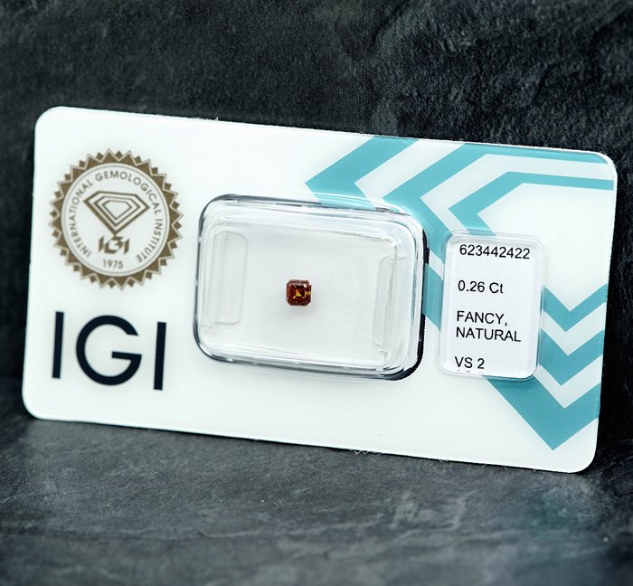 1 pcs Diamant  (Naturfarvet)  - 0.26 ct - Fancy deep Orange nuance Gul - VS2 - International Gemological Institute (IGI)