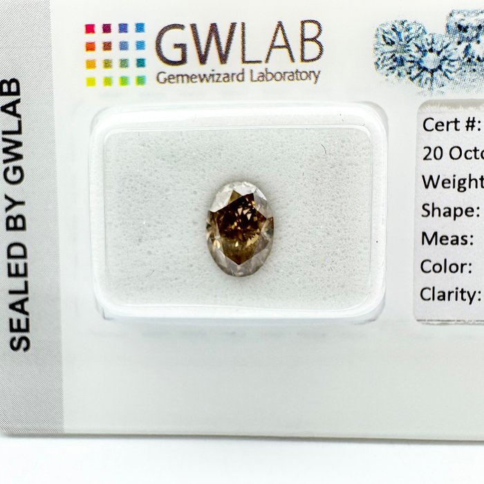 Ingen mindstepris - 1 pcs Diamant  (Naturfarvet)  - 1.39 ct - Oval - Fancy Brun - SI3 - Gemewizard Gemological Laboratory (GWLab)