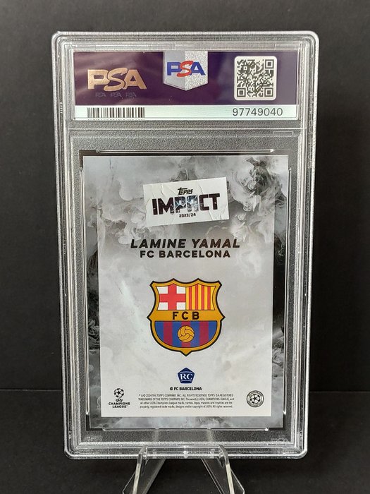 2023/24 Topps Ucc Impact Lamine Yamal PSA 10 Graded card