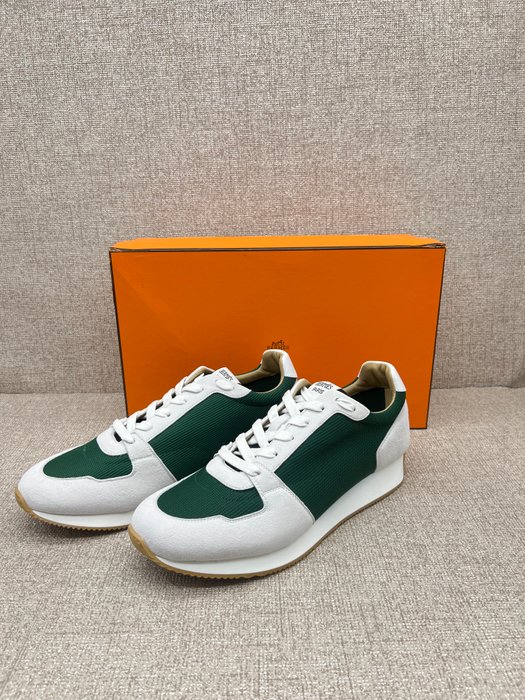 Hermès - Sneakers - Størelse: Shoes / EU 42