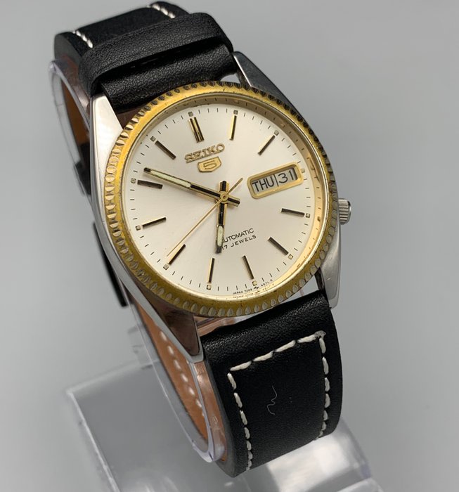 Seiko - Ingen mindstepris - 5 fluted bezel 7009-3111 - Mænd - 1970-1979