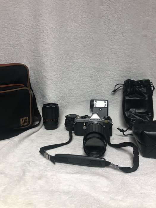 Pentax ME Super + 1,7/50mm + Tokura 28-70mm + 70-210mm + Flash + Acc. | Analogt kamera