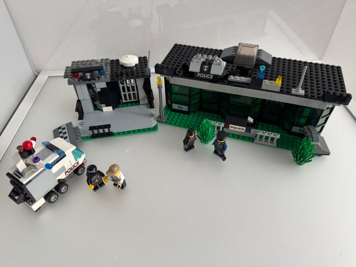 Lego - MOC - Lego - Special designed Police - Station Set - 2000-2010 - Danmark